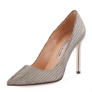 MANOLO BLAHNIK Bb Pointy Toe Pump In Silver pump.